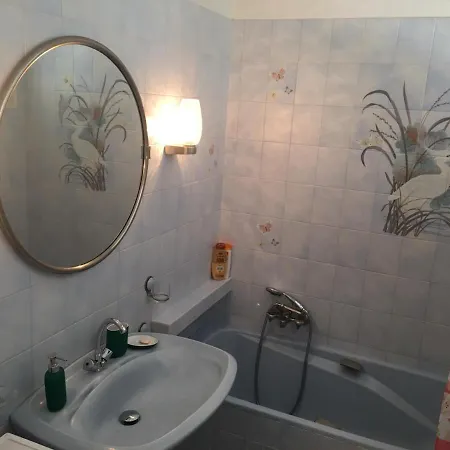 Superbe 3 Pieces Vue Mer Dans Une Arboree 5 Min De La Mer Apartment *